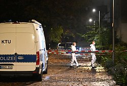 Frau tot in Wohnung gefunden - Polizei fahndet nach Ehemann - Guido Bludau/dpa