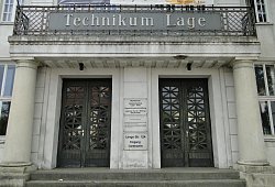 technikum_heute_aussen - Hajo Gärtner