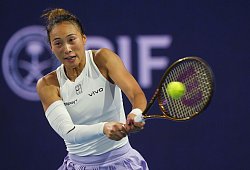 Zheng Qinwen - Marta Lavandier/AP/dpa