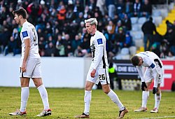Arne Sicker (M) - Silas Schueller/DeFodi Images/dpa