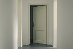 Tür - Symbolbild Pixabay