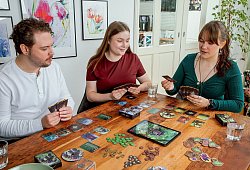 «Boss Fighters QR» Cover - Pegasus Spiele/dpa-tmn