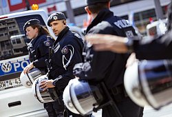 Polizeigesetz - picture alliance/Geisler-Fotopress