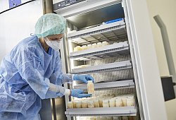 Blick in die Milchküche im Perinatalzentrum Lippe: Hier wird aktuell die erste Muttermilchbank in OWL aufgebaut. - Klinikum Lippe
