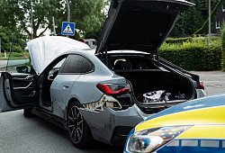 a7v07956 - 1 - FREITAG-TV