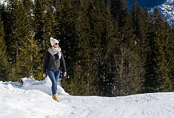 Winterspaziergang im Skigebiet in Garmisch-Partenkirchen - Benjamin Nolte/dpa-tmn