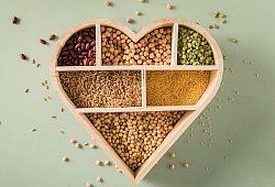 Getrocknete H&uuml;lsenfr&uuml;chte und Getreide - Christin Klose/dpa-tmn