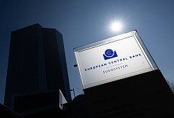 EZB - Boris Roessler/dpa