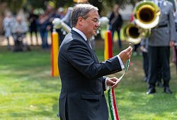 Fahnenband - Jannik Stodiek
