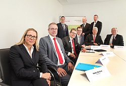Millionenkredit unterzeichnet - Vera Gerstendorf-Welle