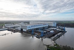 Meyer Werft in Papenburg - Lars Penning/dpa