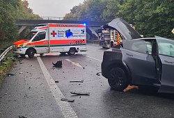 Unfall Extertalstraße - 1 - Feuerwehr Barntrup