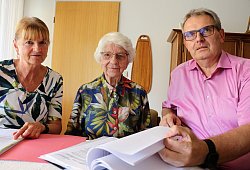 96-Jährige verklagt Klinikum Lippe - Janet König