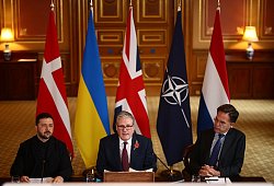 Keir Starmer empf&auml;ngt ukrainischen Pr&auml;sidenten Selenskyj - Henry Nicholls/Pool AFP/AP/dpa