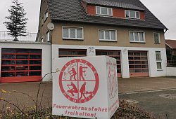 Feuerwehrger&auml;tehaus Humfeld - 1 - Sylvia Frevert