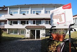 In der ehemaligen Parkresidenz - Silke Buhrmester