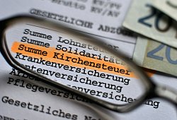 Kirchensteuer - dpa