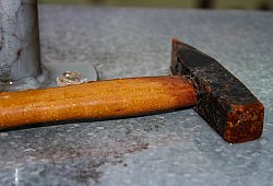 Hammer - Pixabay
