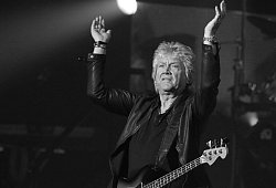 John Lodge von der Band "Moody Blues" - Steve C.Mitchell/EPA/dpa