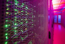 Rechenzentrum - Sebastian Gollnow/dpa