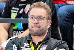 SV Union Halle-Neustadt vs.HSG Blomberg Lippe - Objektfoto