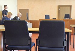 Versuchter Totschlag - Janet König