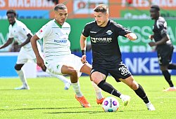 30.07.2023 - Fussball - Saison 2023 2024 - 2. Fussball - Bundesliga - 01. Spieltag: SpVgg Greuther F&uuml;rth ( Kleeblatt ) - - IMAGO/Zink