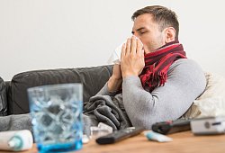 Sportpause: Herzkranke m&uuml;ssen Erk&auml;ltung gr&uuml;ndlich auskurieren - (c) dpa-tmn