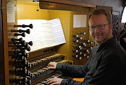 b2 - Thomas Krügler