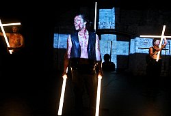 martialisch - Landestheater/Birgit Hupfeld