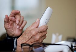 Telefonbetrug Symbolbild - picture alliance/dpa