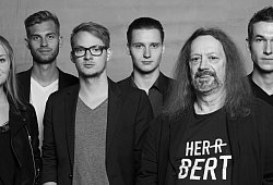 More or Less - Fotorechte: More or Less