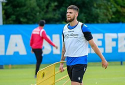 az013985 - Andreas Zobe