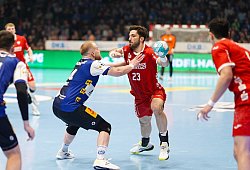 suton - &copy; Kornej Weibert