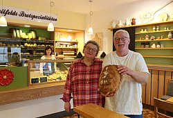 Dorfbäckerei Hallfeld - Alexandra Schaller