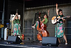 Zucchini Sistaz - Nicole Ellerbrake