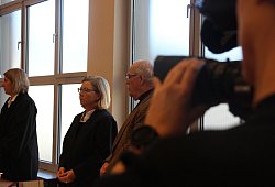 Prozess - Janet König