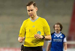 Ingolstadt, Deutschland 05. April 2024: 3. Liga - 2023/2024 - FC Ingolstadt 04 vs. DSC Arminia Bielefeld Im Bild: Schied - IMAGO/Fotostand