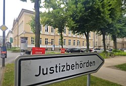 Ermittlungen - Janet König