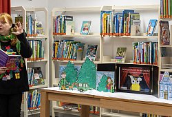 087-kindertheater-begeistert-in-der-stadtbucherei-papenmeier - 1 - Sebastian Vogt/Stadt Horn-Bad Meinberg