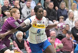 TusSies Metzingen vs. HSG Blomberg-Lippe, Handball, HBF, 15.Ligaspieltag, Saison 2024/2025, 01.02.2025 - 1 - Eibner-Pressefoto/Tobias Baur