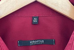 Eterna-Hemd - Carsten Hoefer/dpa