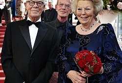 Choreograph Hans van Manen und K&ouml;nigin Beatrix - Jerry Lampen/ANP/EPA/dpa