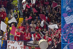 Stimmung in der Lipperlandhalle - Egon Penner