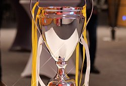 Der Pokal - J&ouml;rg Hagemann