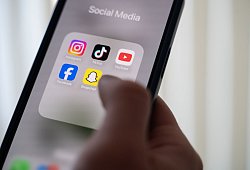 Handy - Alicia Windzio/dpa