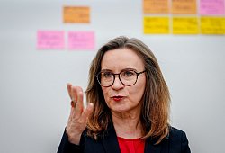 DB-Cargo-Chefin Sigrid Nikutta - Kay Nietfeld/dpa