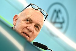 45. DFB-Bundestag in Frankfurt am Main - Arne Dedert/dpa