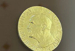 Friedensnobelpreis 2025 - Steffen Trumpf/dpa