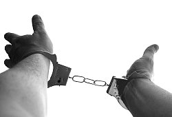 Handschellen - Symbolbild: Pixabay
